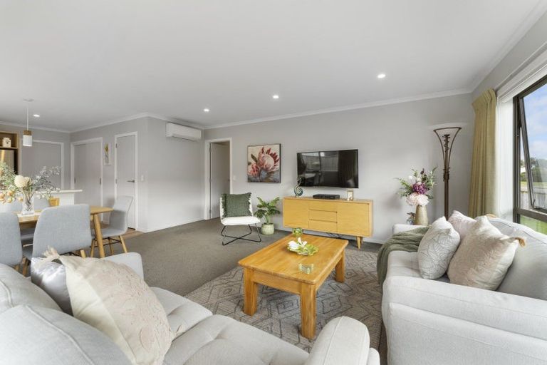 Photo of property in 3 Kingi Te Ahoaho Place, Otaki, 5512