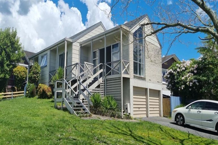 Photo of property in 2 Hinau Street, Pukehangi, Rotorua, 3015