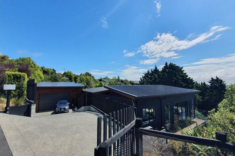 Photo of property in 1 Quarry Hill Terrace, Kennedys Bush, Christchurch, 8025