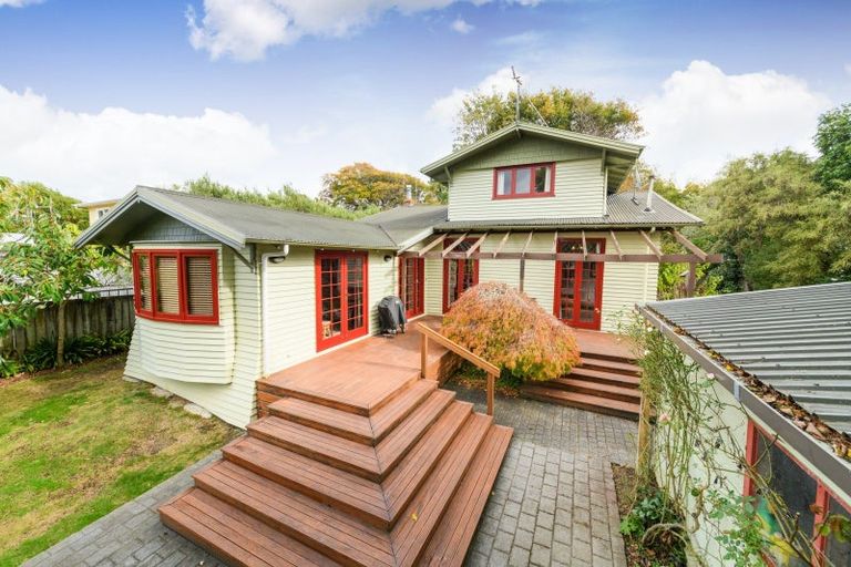 Photo of property in 37 Batt Street, West End, Palmerston North, 4410