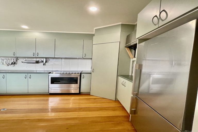 Photo of property in Whitmore Apartments, 1a/7 Stout Street, Wellington Central, Wellington, 6011
