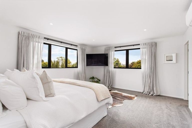 Photo of property in 14 Queens Avenue, Merivale, Christchurch, 8014