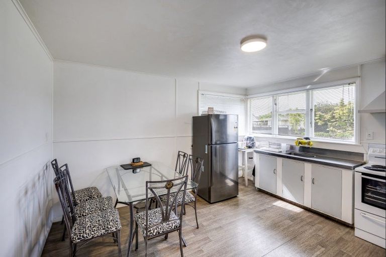 Photo of property in 39 Constable Crescent, Onekawa, Napier, 4110