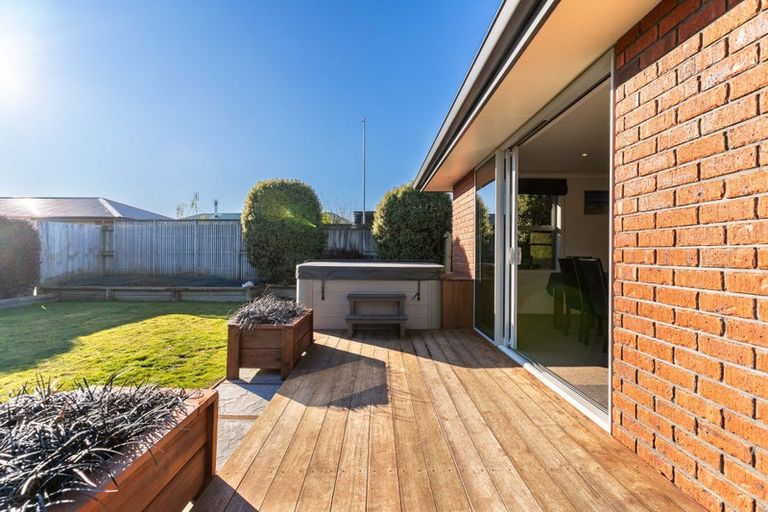 Photo of property in 14 William James Close, Mosgiel, 9024