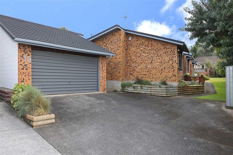 Photo of property in 13 Vintage Drive, Henderson, Auckland, 0612
