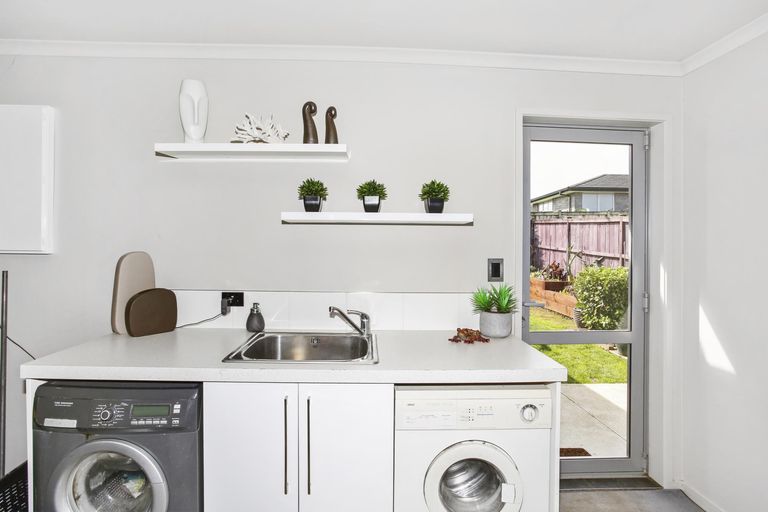 Photo of property in 13 Hillpark Drive, Pokeno, 2402