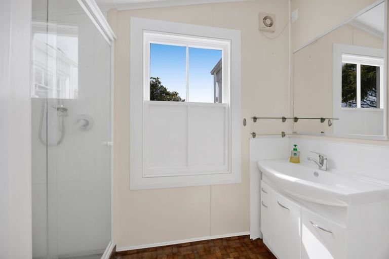 Photo of property in 51 Fantham Street, Hawera, 4610