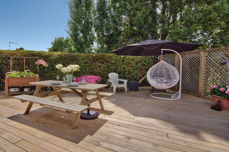 Photo of property in 11 Withers Road, Glen Eden, Auckland, 0602