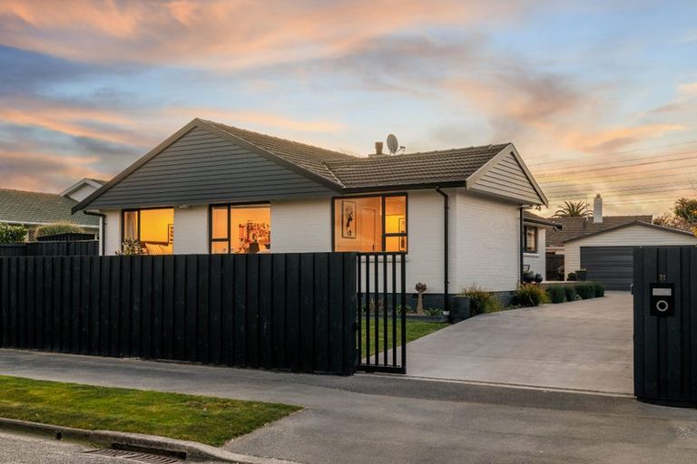 Photo of property in 11 Ashbourne Street, Burnside, Christchurch, 8053