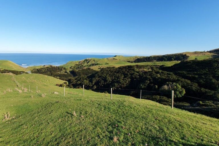 Photo of property in 1597 Whaanga Road, Raglan, 3296