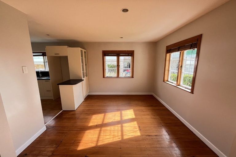 Photo of property in 25 Liverpool Street, Papakura, 2110