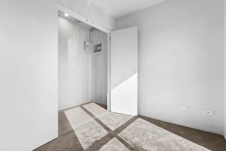 Photo of property in 3/36 Westgate Drive, Westgate, Auckland, 0614