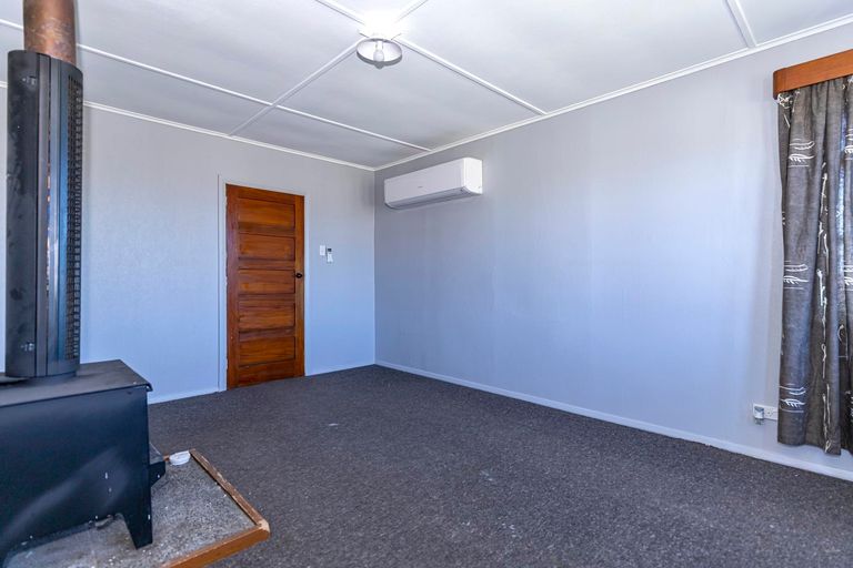 Photo of property in 18 Bouverie Street, Waimataitai, Timaru, 7910