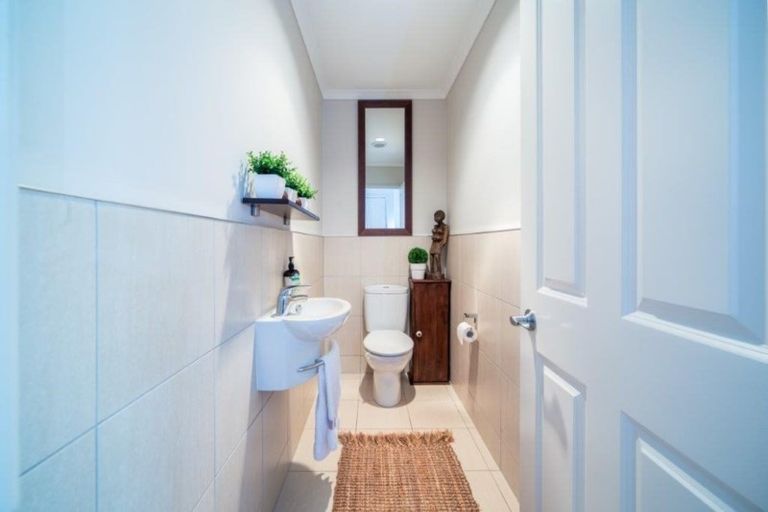 Photo of property in 19 Voyager Drive, Gulf Harbour, Whangaparaoa, 0930