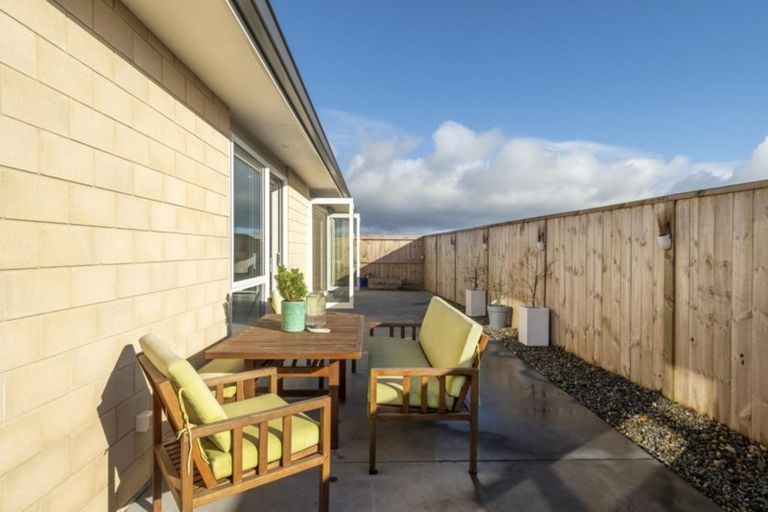 Photo of property in 4 Omapere Lane, Pyes Pa, Tauranga, 3112