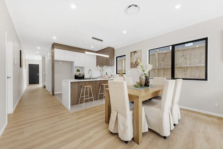 Photo of property in 3 Ripa Street, Flat Bush, Auckland, 2019