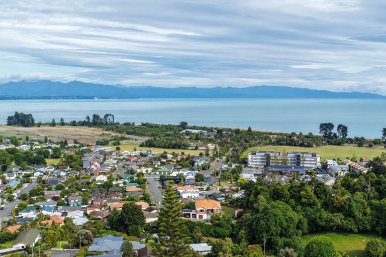 Photo of property in 66 Tosswill Road, Tahunanui, Nelson, 7011