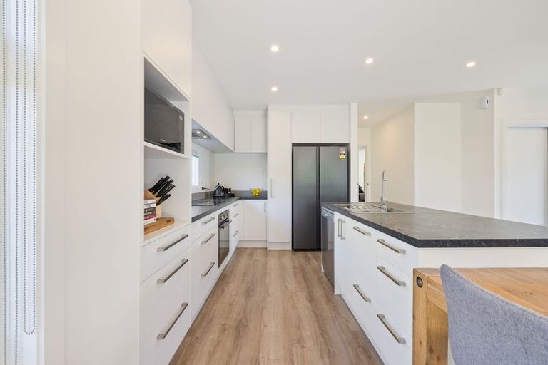 Photo of property in 154 Harewood Road, Papanui, Christchurch, 8053