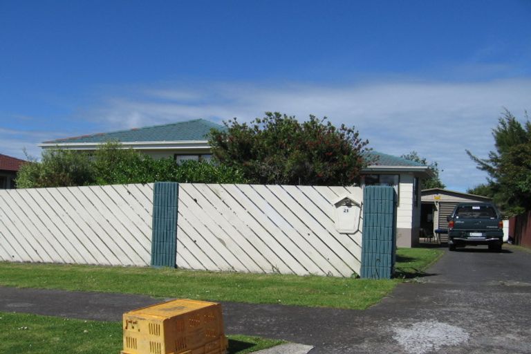 Photo of property in 21 Malte Brun Place, Papatoetoe, Auckland, 2025