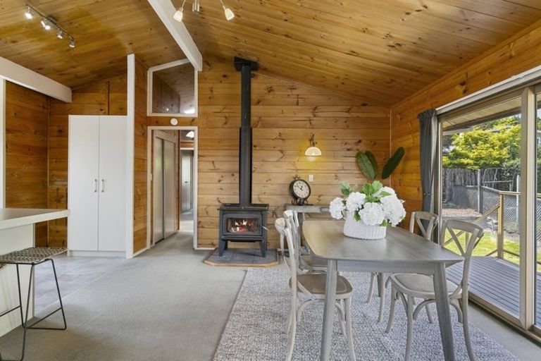 Photo of property in 58 Chesham Avenue, Waipahihi, Taupo, 3330