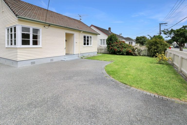 Photo of property in 12 Rumgay Street, Fairfield, Lower Hutt, 5011