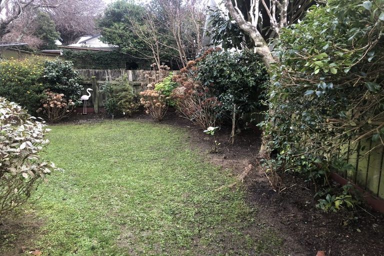 Photo of property in 358b Karori Road, Karori, Wellington, 6012