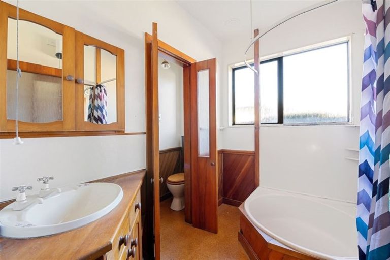 Photo of property in 258 Hills Road, Mairehau, Christchurch, 8013