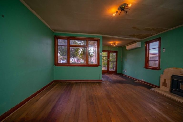 Photo of property in 17 Rawson Street, New Brighton, Christchurch, 8083