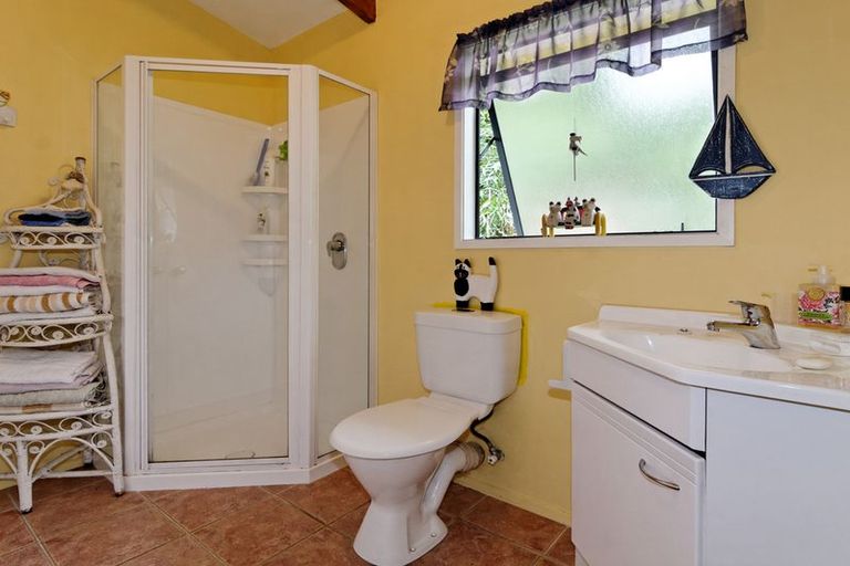 Photo of property in 11 Withers Road, Glen Eden, Auckland, 0602