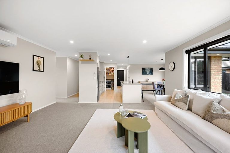 Photo of property in 263 Dixon Road, Fitzroy, Hamilton, 3206