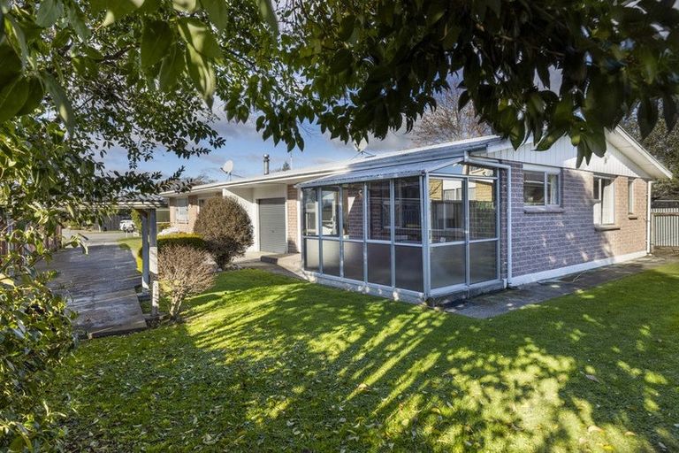 Photo of property in 15b Newbourne Crescent, Redwoodtown, Blenheim, 7201