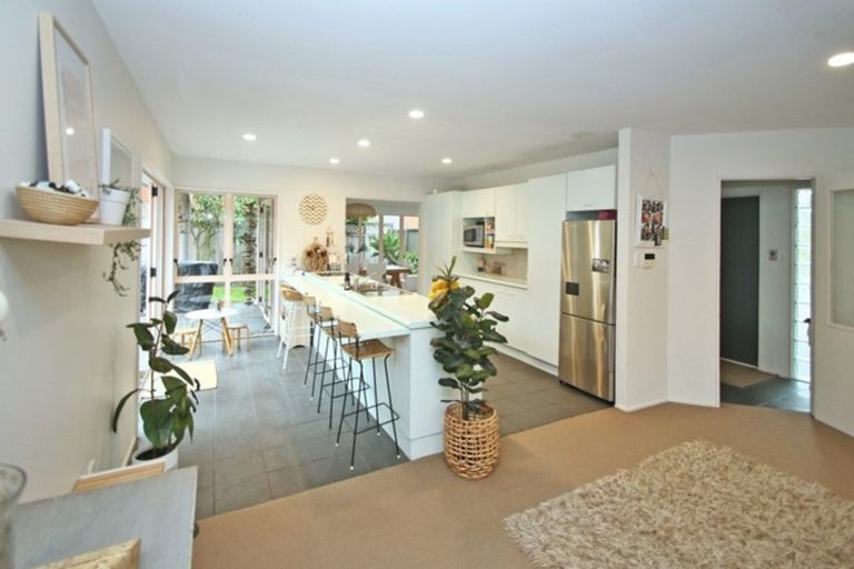 Photo of property in 10 Burn-murdoch Street, St Andrews, Hamilton, 3200