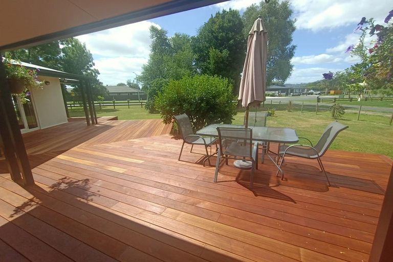 Photo of property in 206 Thornton Road, Cambridge, 3434