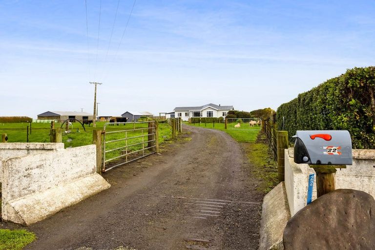 Photo of property in 22 Batten Road, Okaiawa, Hawera, 4671