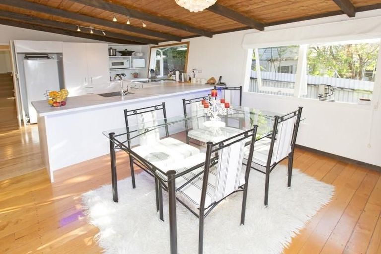 Photo of property in 193 Wade River Road, Wade Heads, Whangaparaoa, 0932