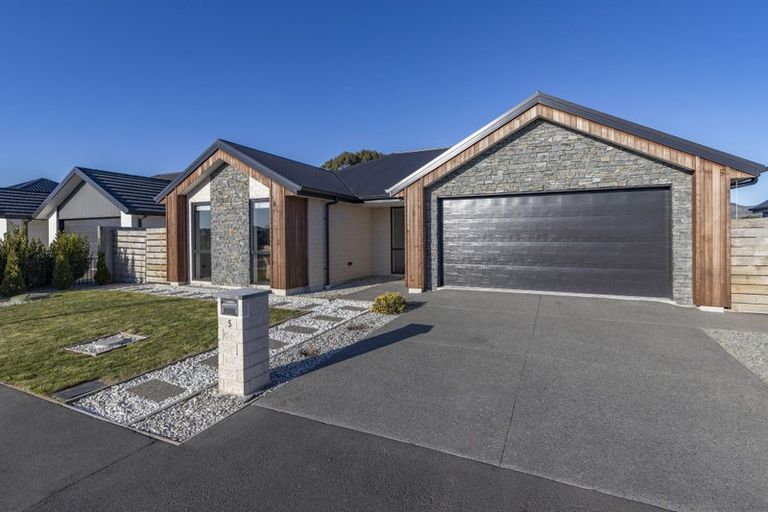 Photo of property in 5 Navarra Road, Halswell, Christchurch, 8025