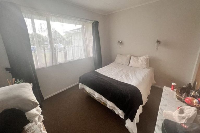 Photo of property in 11a Robinson Crescent, Tamatea, Napier, 4112
