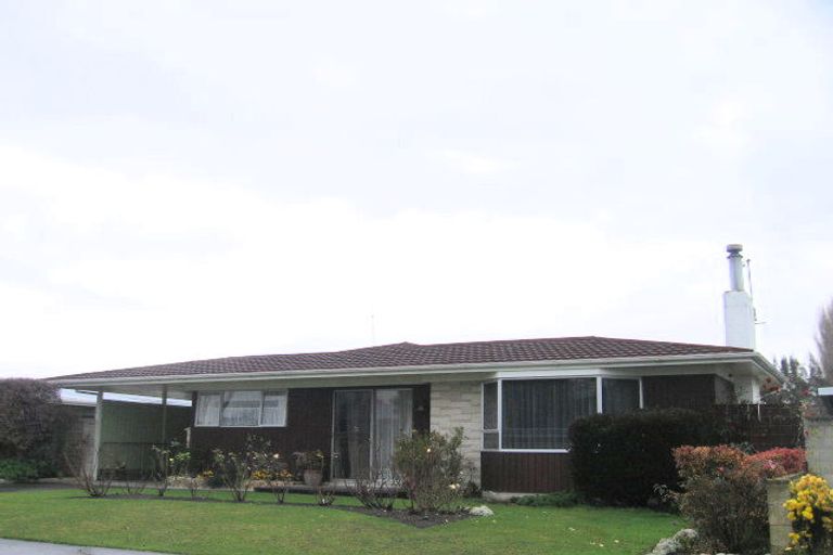 Photo of property in 214 Sunnybank Crescent, Camberley, Hastings, 4120