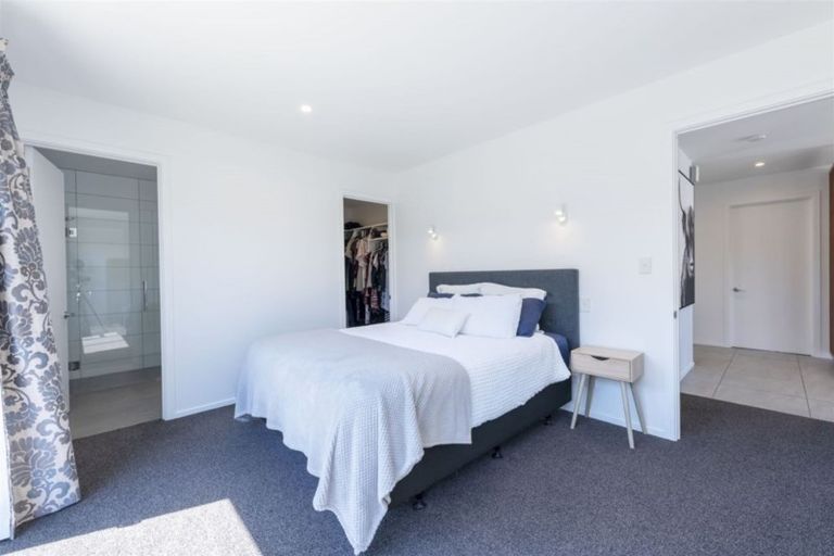 Photo of property in 23 Bradwell Crescent, Halswell, Christchurch, 8025