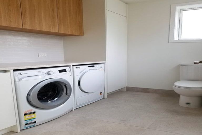 Photo of property in 1/46 Aramoana Avenue, Devonport, Auckland, 0624