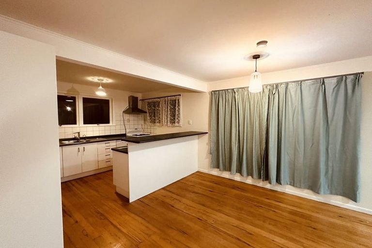 Photo of property in 29 Sycamore Drive, Sunnynook, Auckland, 0620