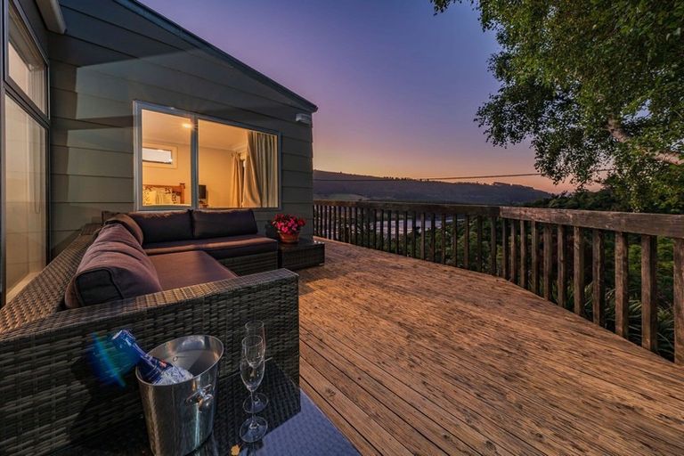 Photo of property in 5 Crescent Street, Purakaunui, Port Chalmers, 9081