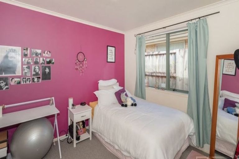 Photo of property in 5 Locksley Lane, Hamilton East, Hamilton, 3216