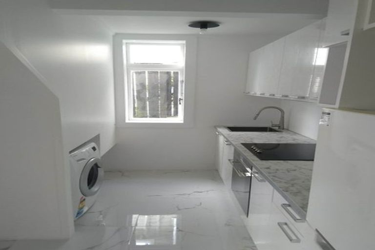 Photo of property in 55 Overtoun Terrace, Hataitai, Wellington, 6021