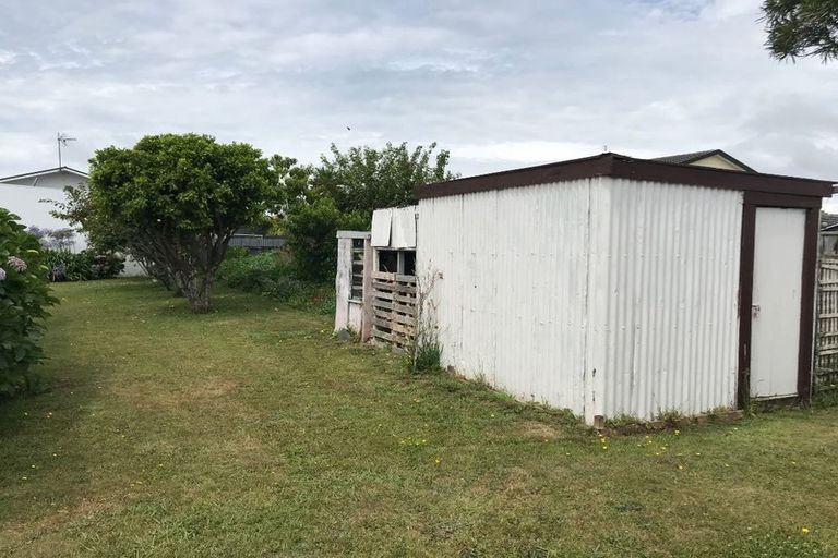 Photo of property in 221 Mangorei Road, Merrilands, New Plymouth, 4312