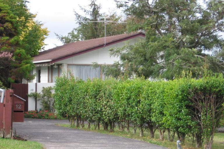 Photo of property in 12 Prior Place, Glendene, Auckland, 0602