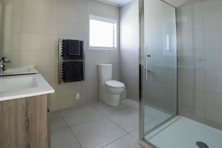 Photo of property in 9 Mark Williams Place, Clevedon, Papakura, 2582