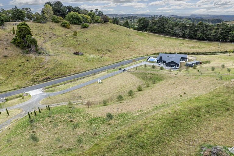 Photo of property in 54 Poraiti Road, Poraiti, Napier, 4182