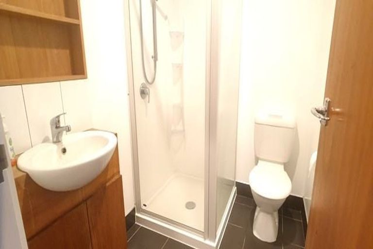 Photo of property in 17 Bert Wilson Place, Cockle Bay, Auckland, 2014