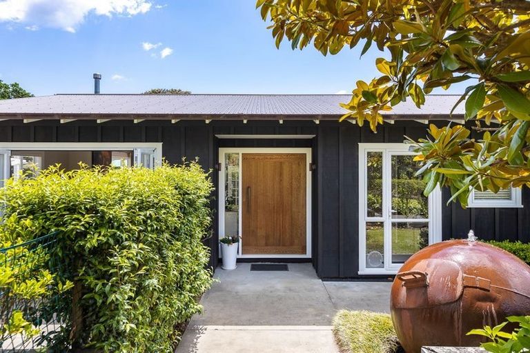 Photo of property in 373 Paremoremo Road, Paremoremo, Auckland, 0632
